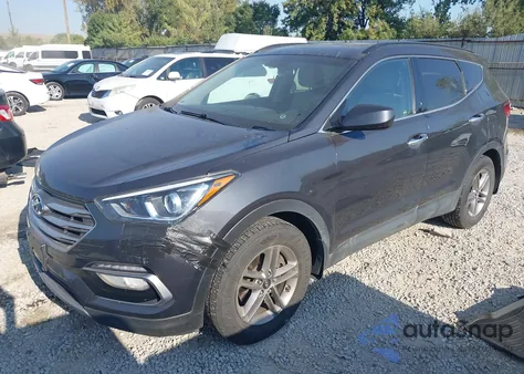 2017 Hyundai Santa Fe Sport 2.4L z USA, uszkodzony, nr VIN 5XYZU3LB9HG460483